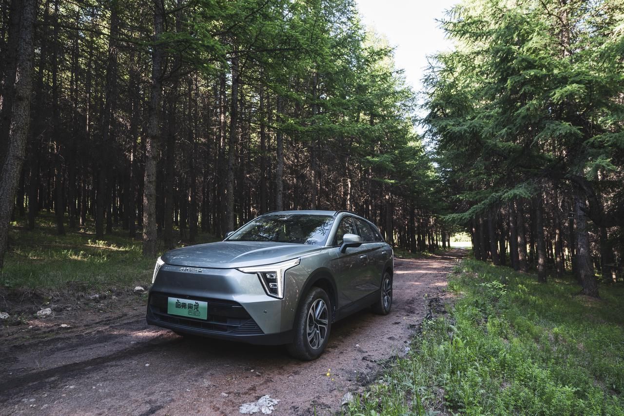 四驱混动SUV，「卷」进17万区间