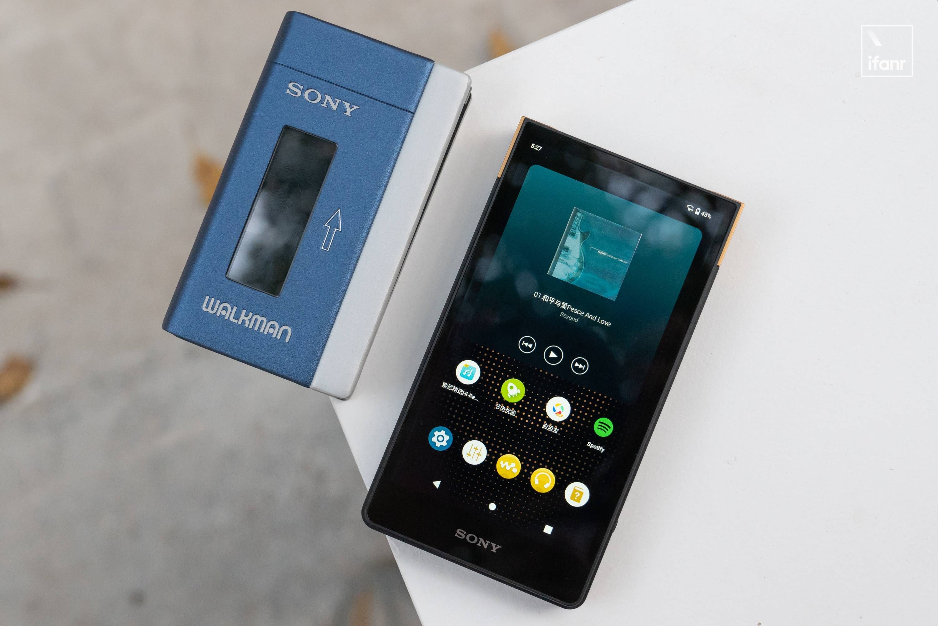 索尼 NW-ZX700 体验：更便携的「小黑砖」，随身醇音的工程级进化
