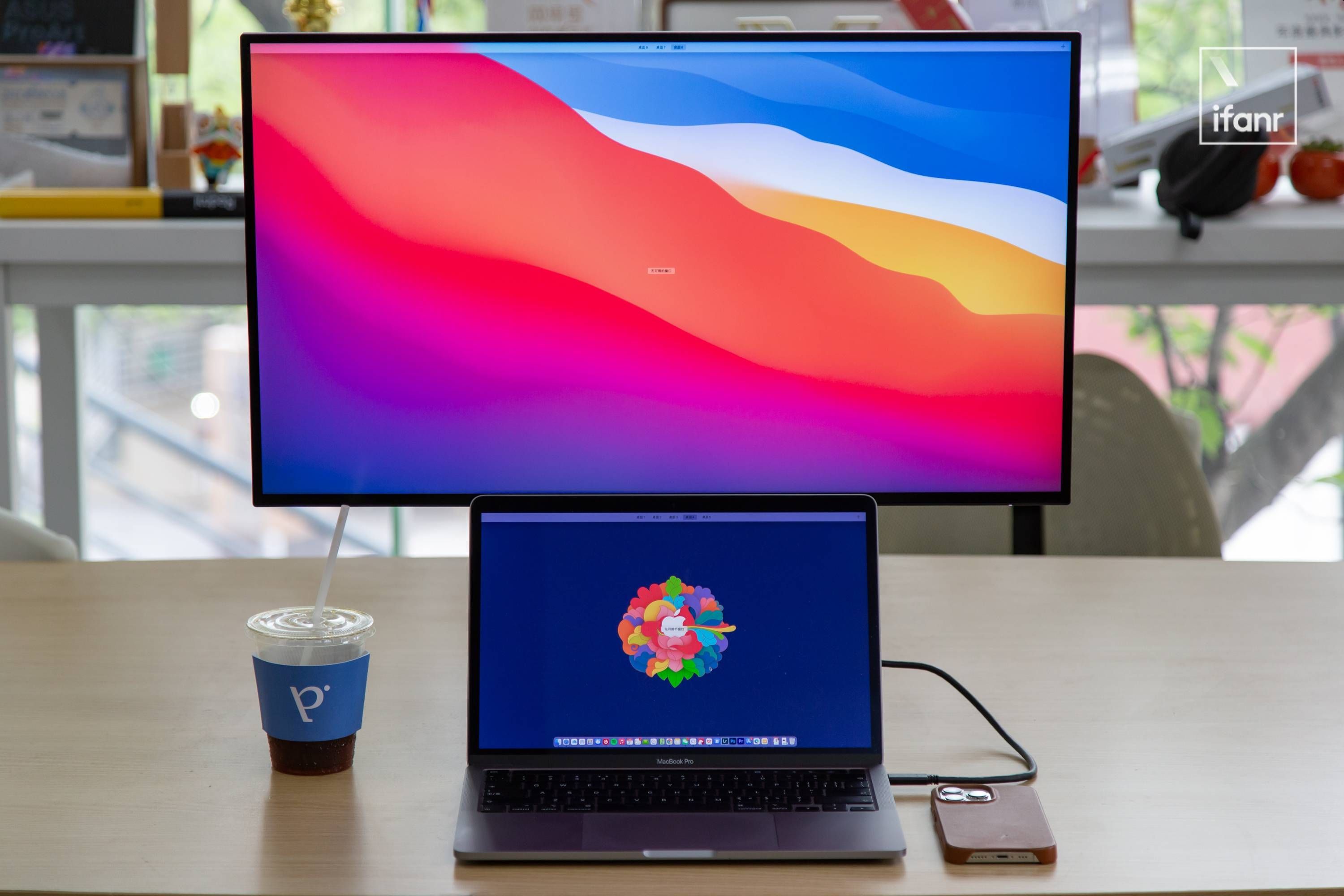 首发 4K IPS Black 技术，戴尔 U2723QE 显示器体验