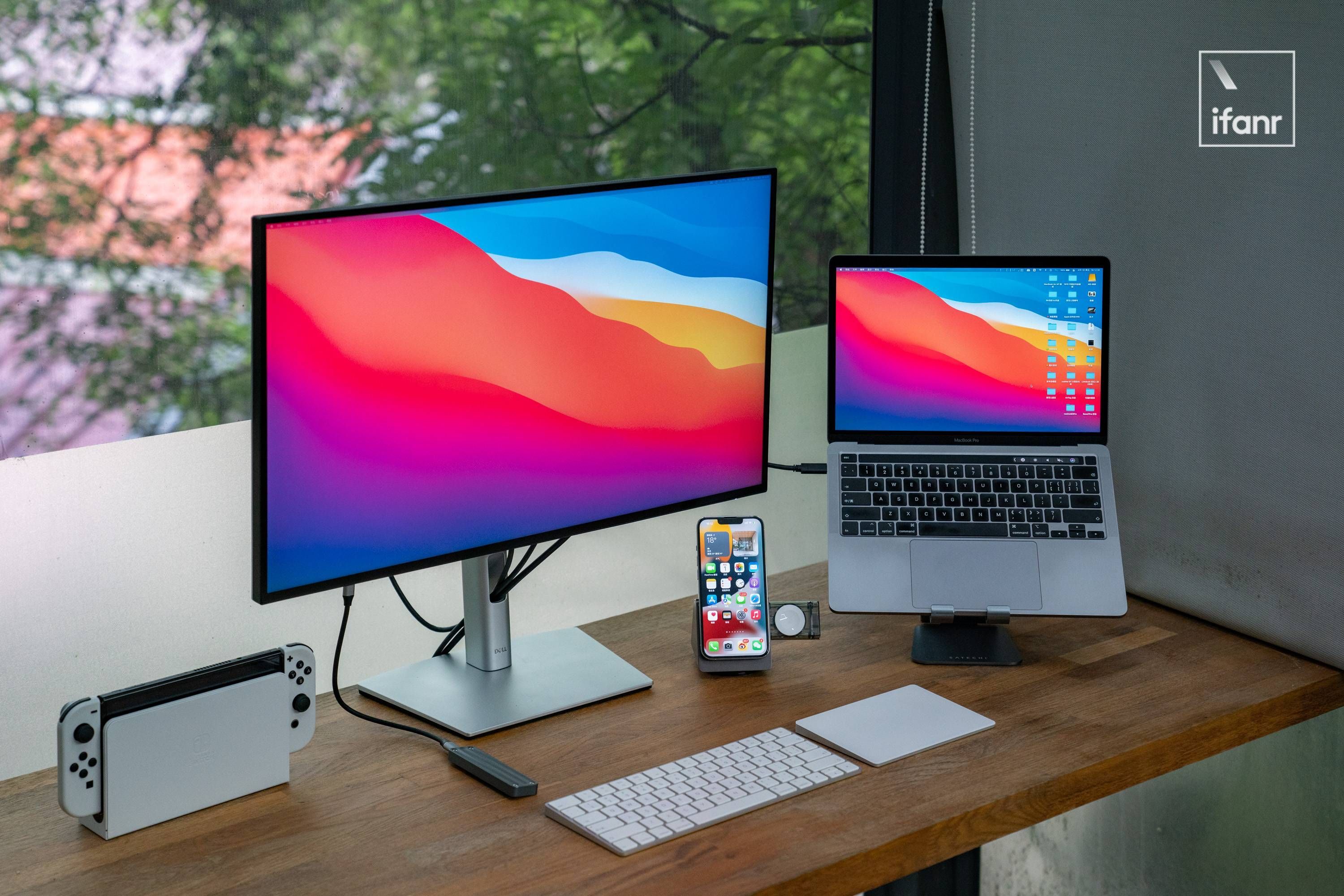 首发 4K IPS Black 技术，戴尔 U2723QE 显示器体验