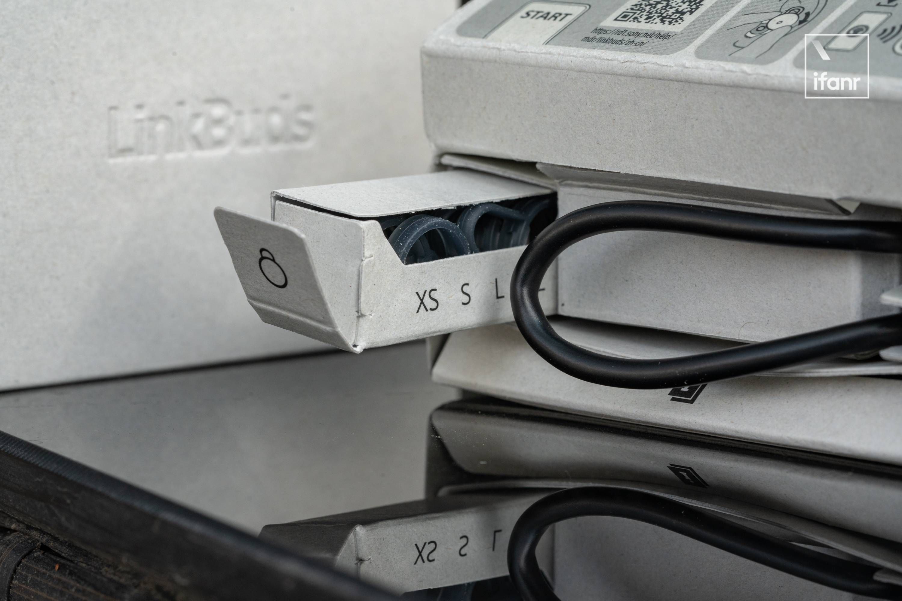 索尼 LinkBuds 首发体验：环境音全开，对标 AirPods 的开放式耳机