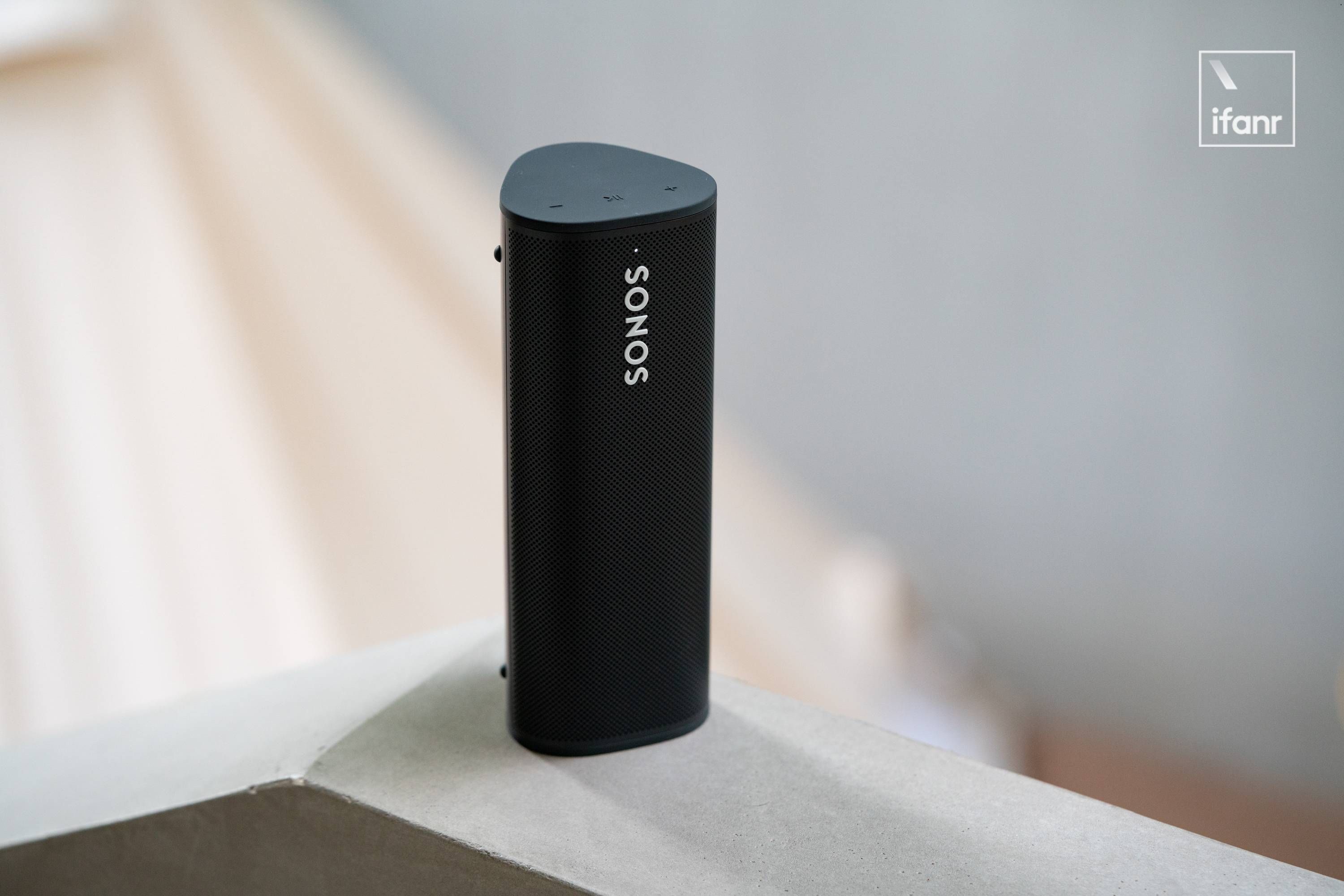 Sonos Roam SL 体验：蓝牙和 WiFi 双模，终于可以从室内走向室外