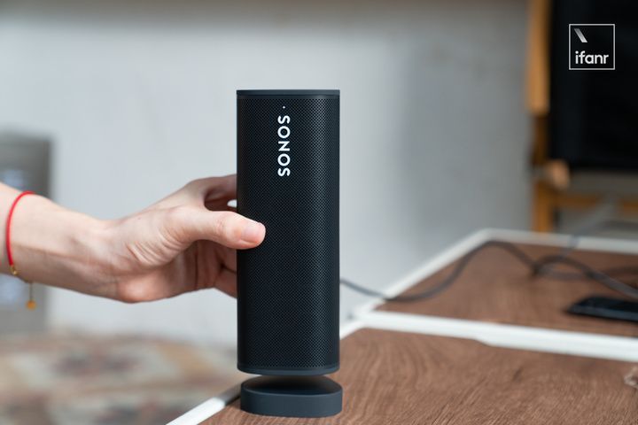 Sonos Roam SL 体验：蓝牙和 WiFi 双模，终于可以从室内走向室外