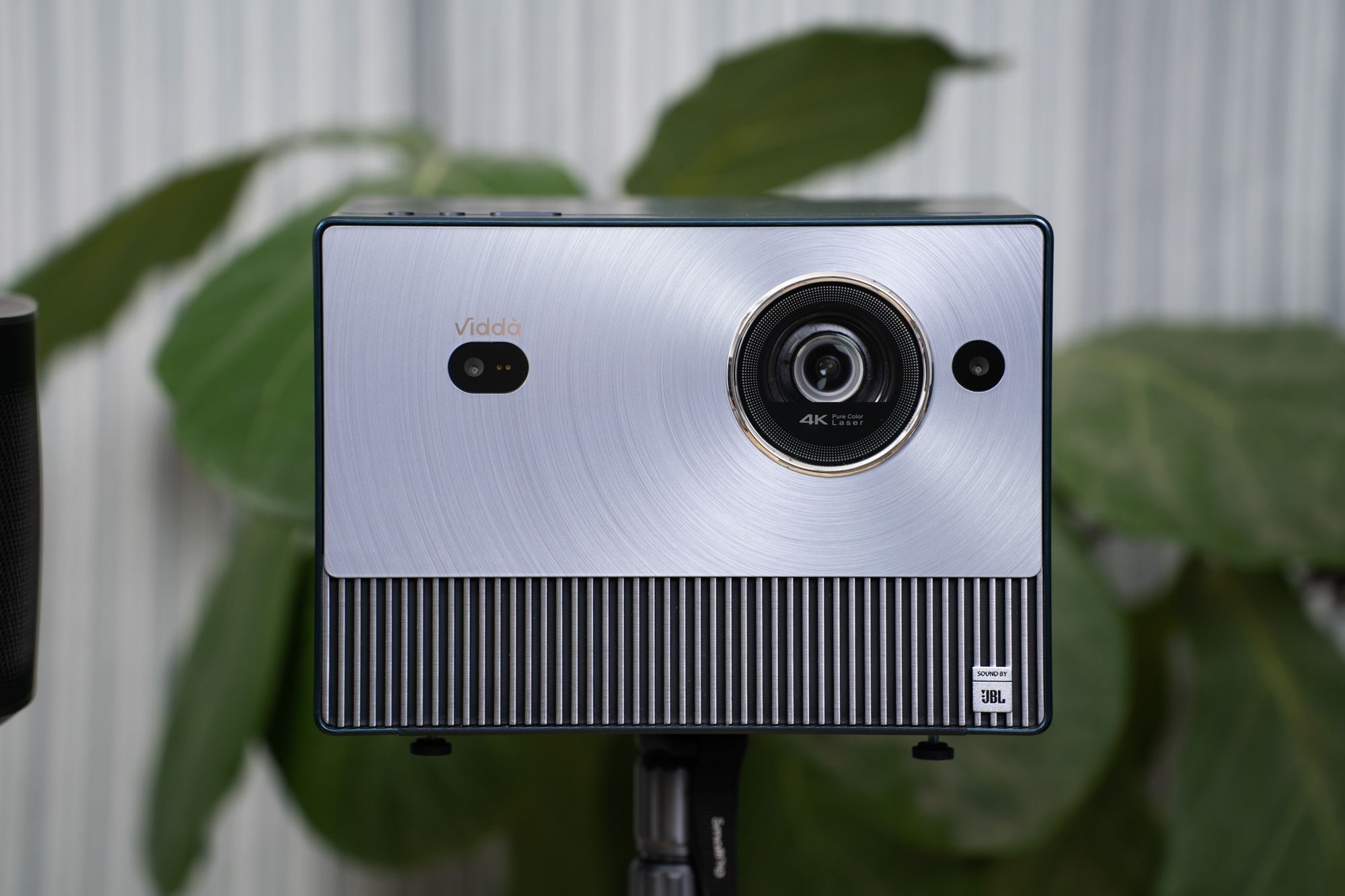 七千元家用旗舰投影仪！选极米H6还是Vidda C1S？看我实测 