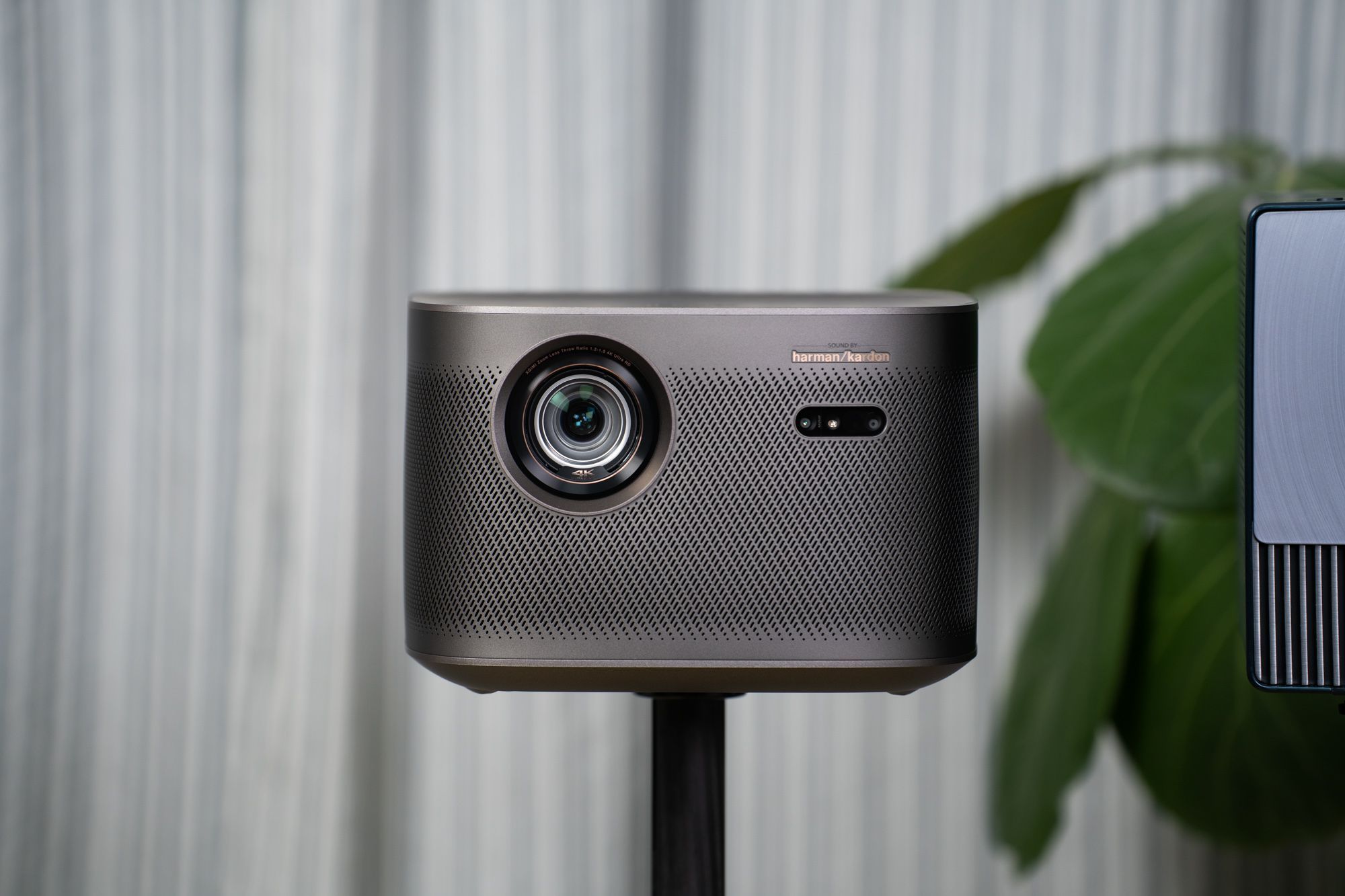 七千元家用旗舰投影仪！选极米H6还是Vidda C1S？看我实测 