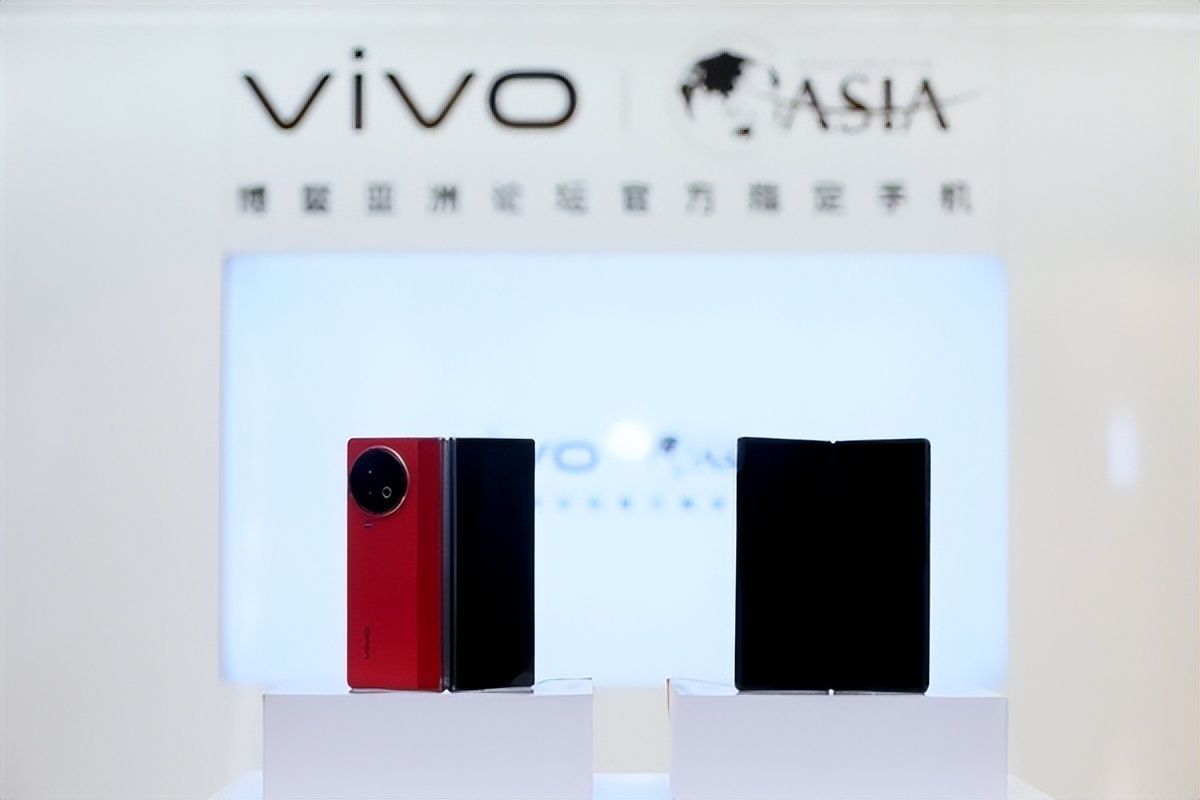 蓝厂大爆发？vivo新品定档4月20日发布，折叠屏、平板全都有！ 
