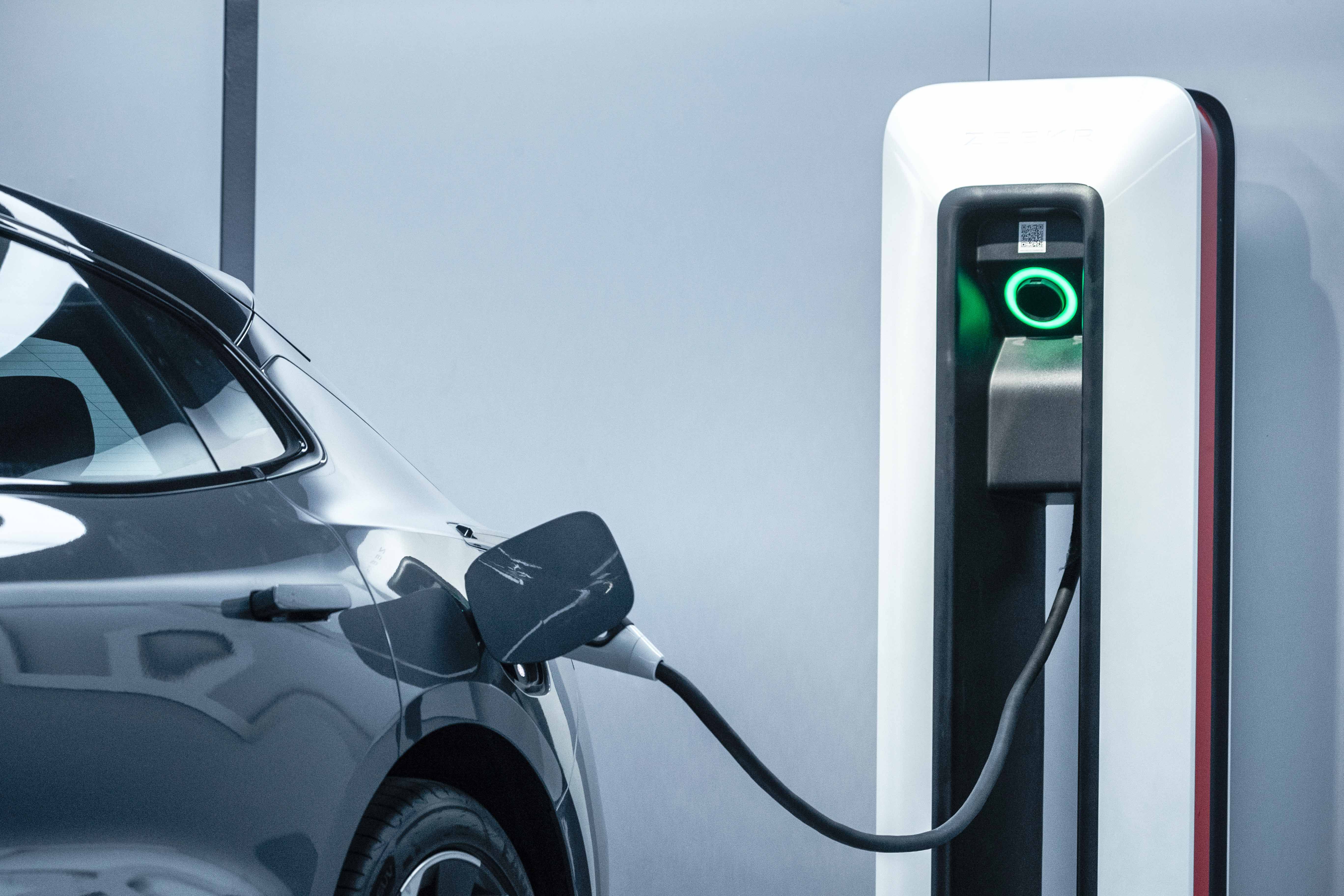 氪与造车、造桩，为何用造车不造桩就能轻松盈利?