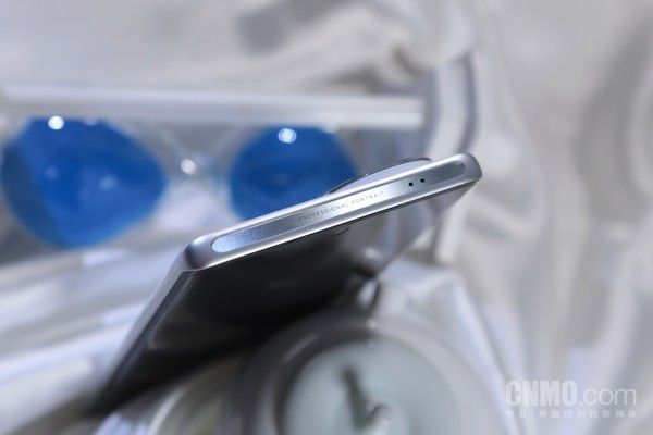 独特东方美学设计，Vivo S19 Pro的全焦人像摄影亮点