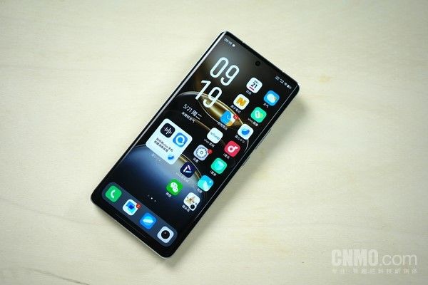 4倍光学变焦，Vivo X100 Ultra的超远摄实力