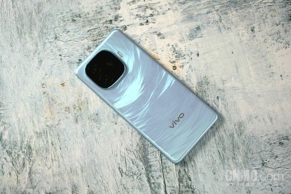 Vivo Y200 GT，6000mAh电池让你手机续航更持久