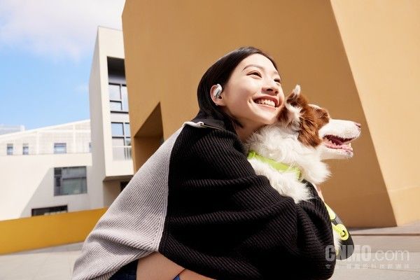 Shokz OpenFit Air，让你的耳朵自由呼吸的耳机