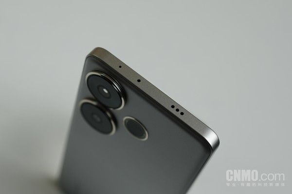 Redmi Turbo 3，搭载高通骁龙8s 打造旗舰性能普及器