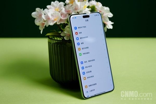 小米Civi 4 Pro，迈向智能手机新时代的里程碑