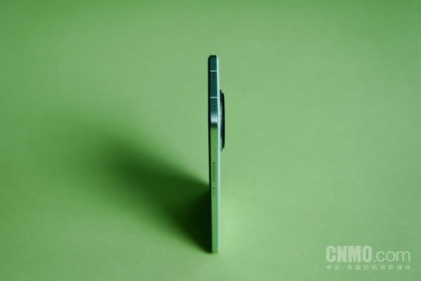 小米Civi 4 Pro，迈向智能手机新时代的里程碑