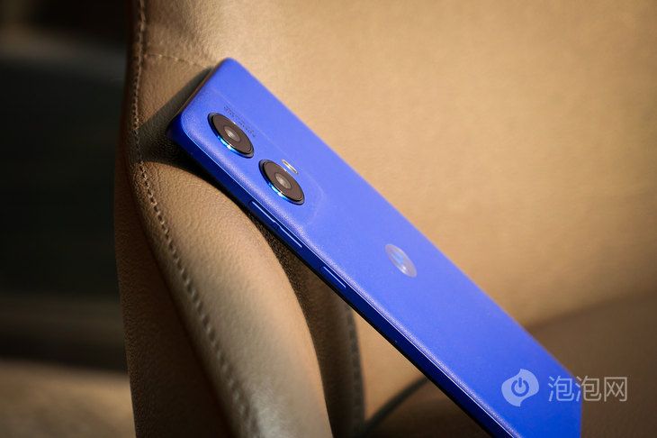 外观时尚、续航5000mAh，摩托罗拉S50 Neo评测
