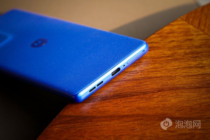 外观时尚、续航5000mAh，摩托罗拉S50 Neo评测