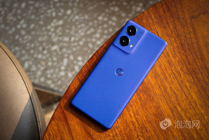 外观时尚、续航5000mAh，摩托罗拉S50 Neo评测
