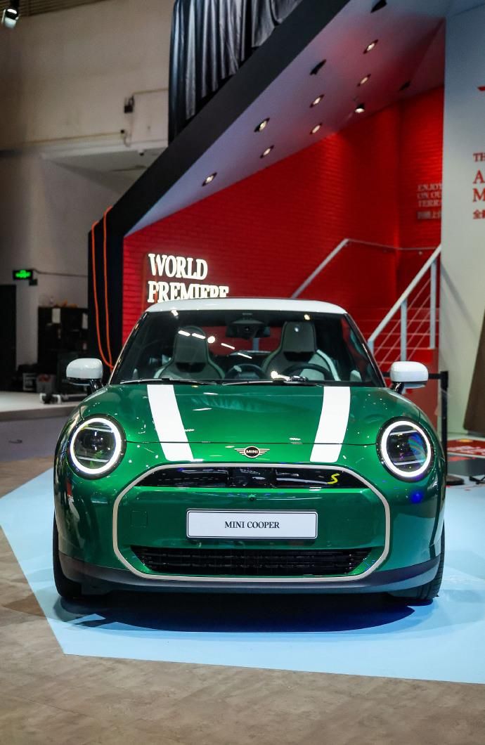 电动汽车MINI，为女性用户打造独一无二的圆形仪表盘