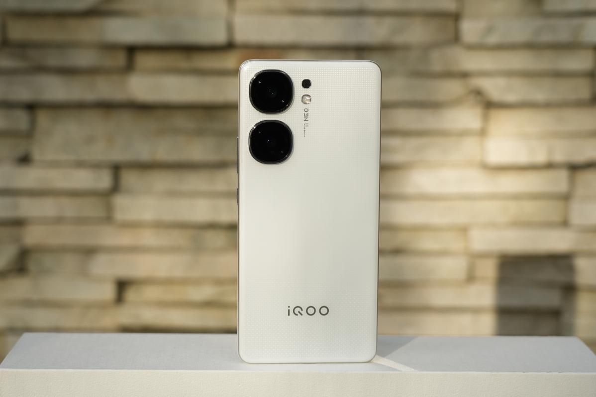 质变量增，IQOO Neo9S Pro评测