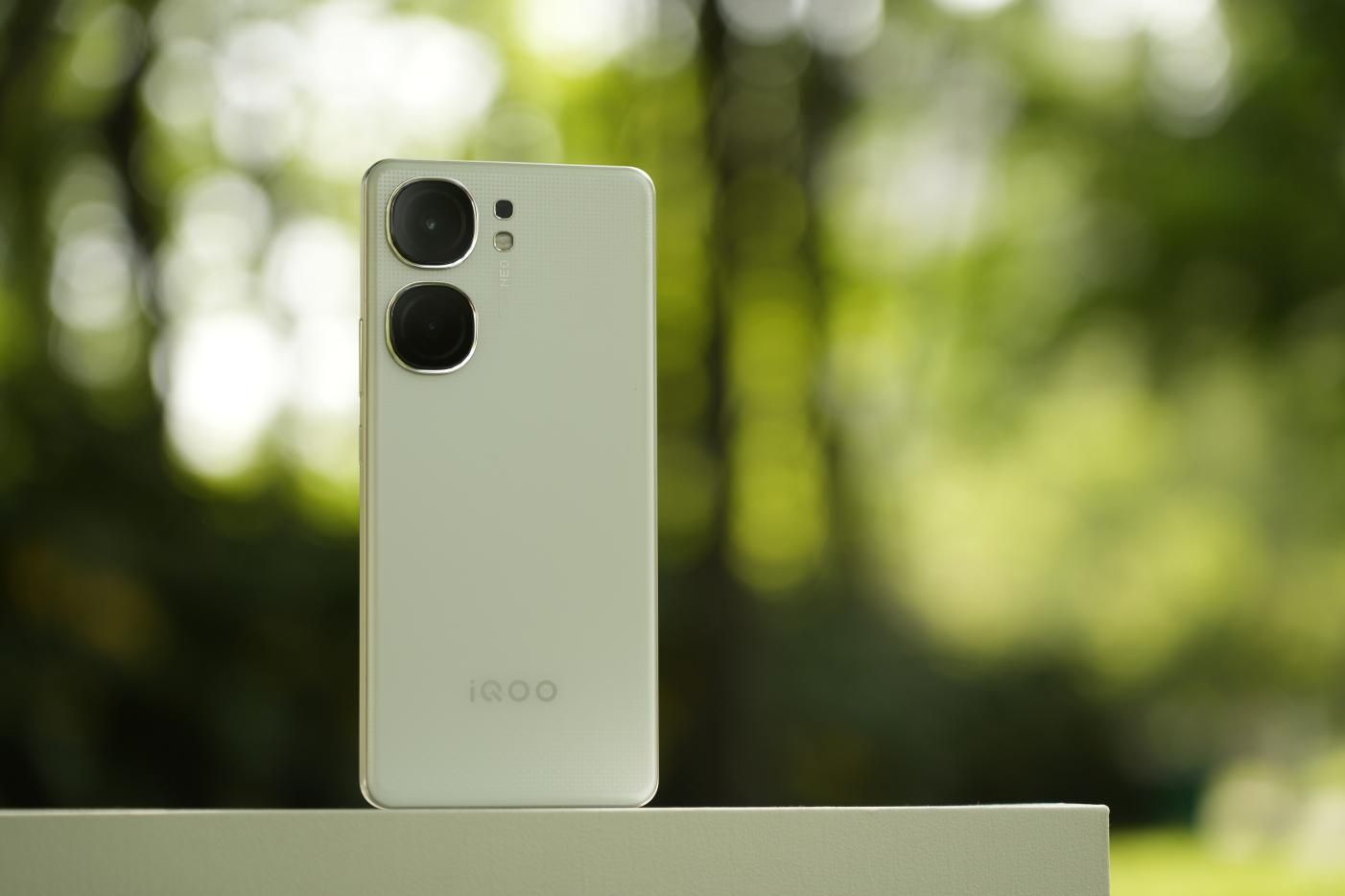 质变量增，IQOO Neo9S Pro评测