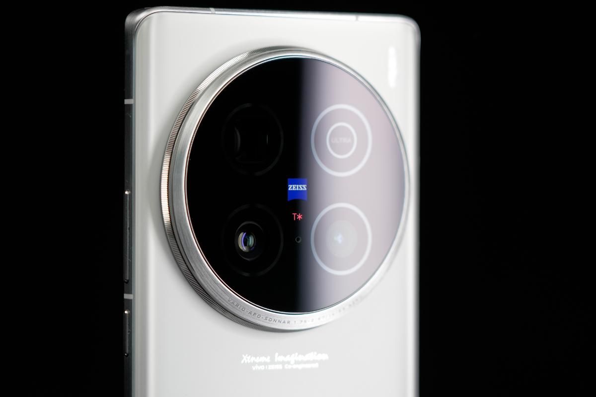 超越视界，体验 vivo X100 Ultra 的极致影像世界