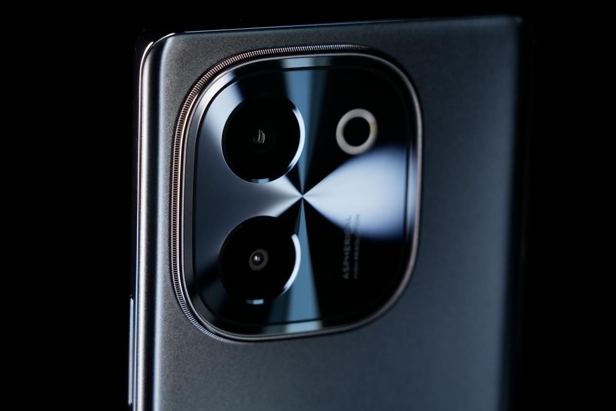 从技术角度看，简评vivo Y200/Y200 GT