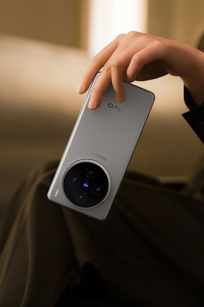 2023年智能手机全能王者，Vivo X100s解析