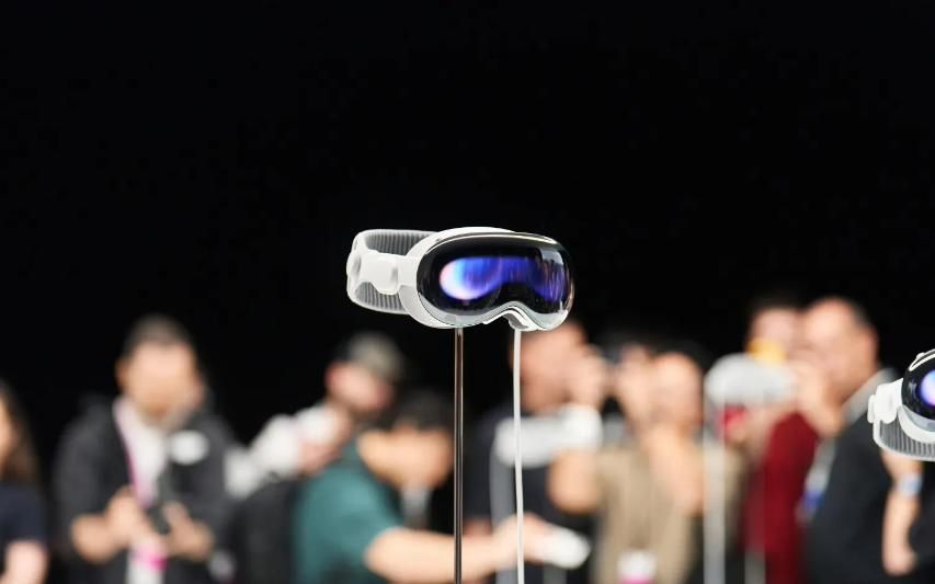 Apple Vision Pro营销总监的退休，一个长达36年的行业传奇故事