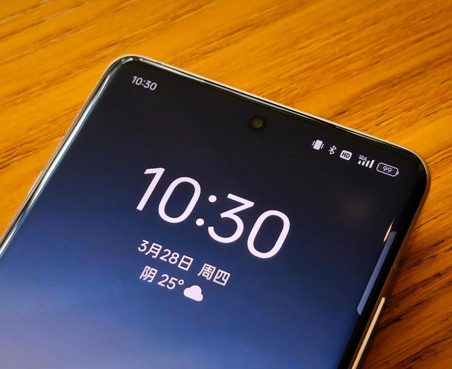 OPPO Find X7系列有望成为首款搭载5G的旗舰手机