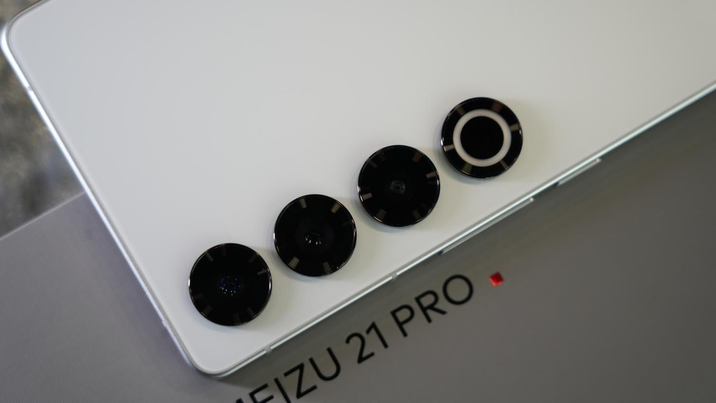 魅族21 Pro，更智能、更全面的智能手机体验