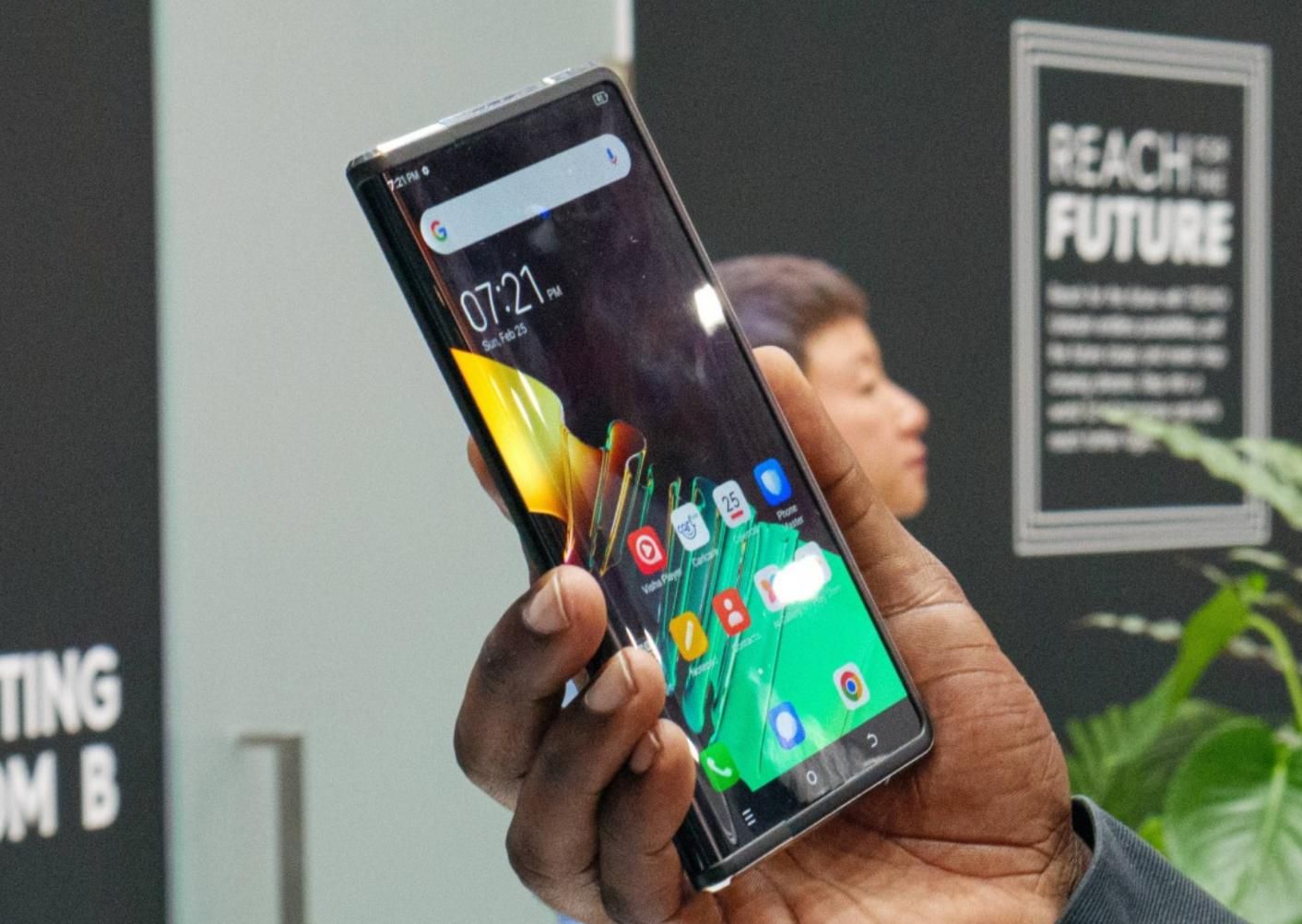 折叠屏手机MWC 2024，声音强度如何？