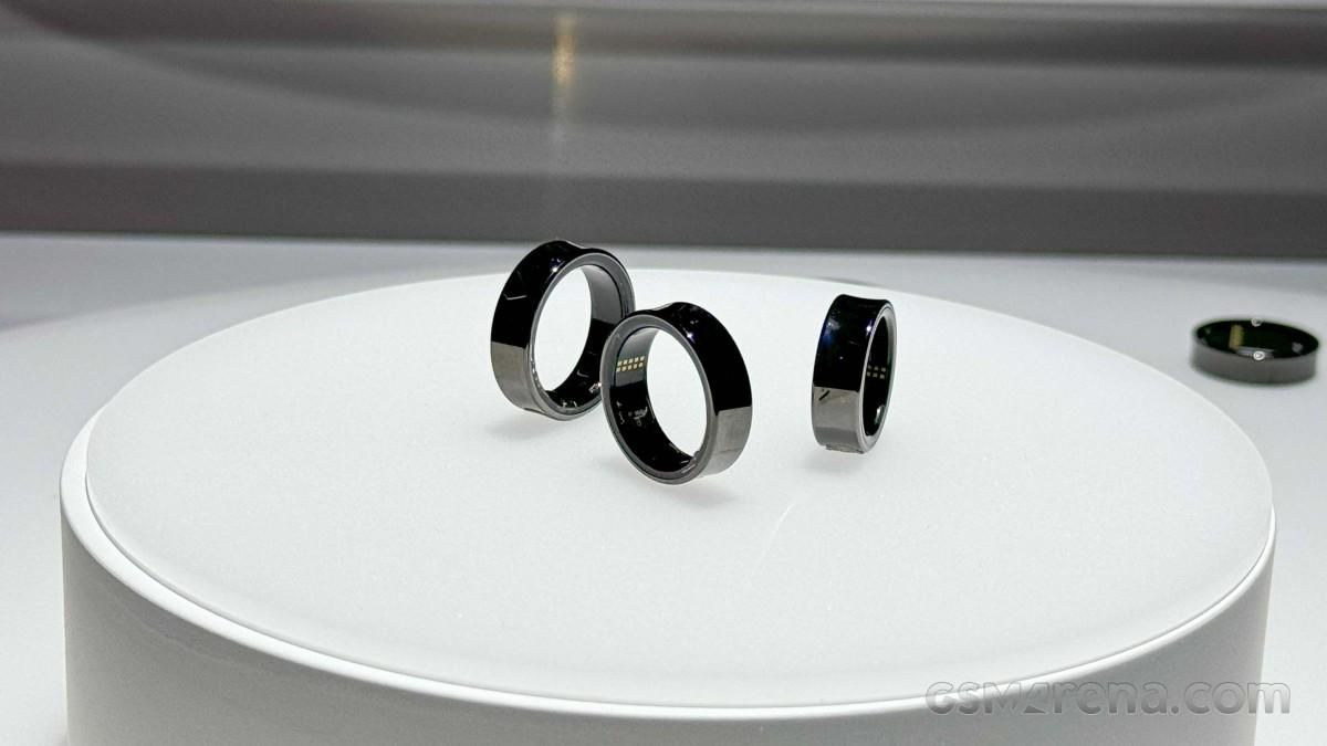 三星Galaxy Ring全球移动通信展首秀，智能手表界的新星