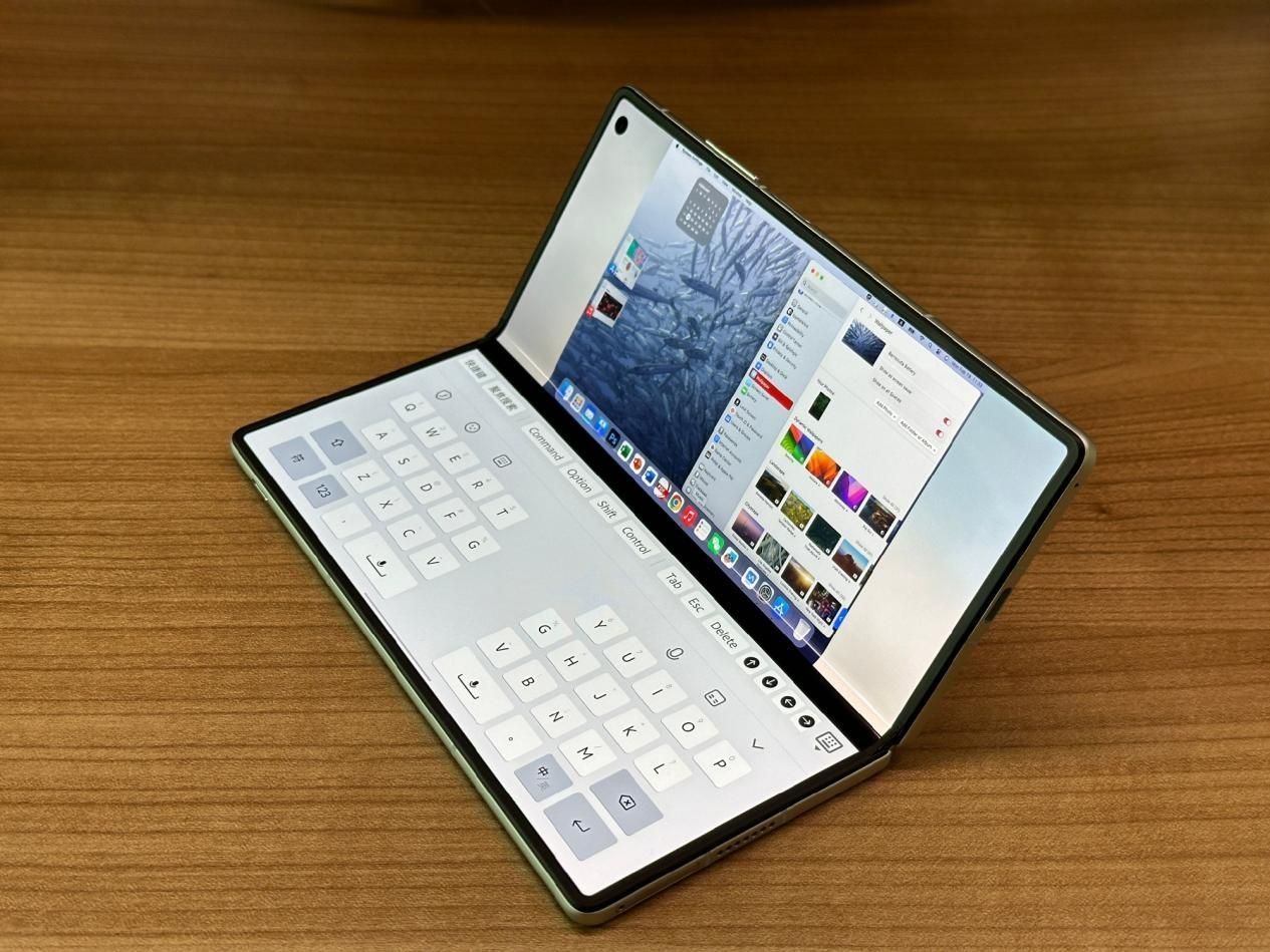 Vivo X Fold3: 一款无缝集成苹果和三星屏幕的折叠手机的详细评测