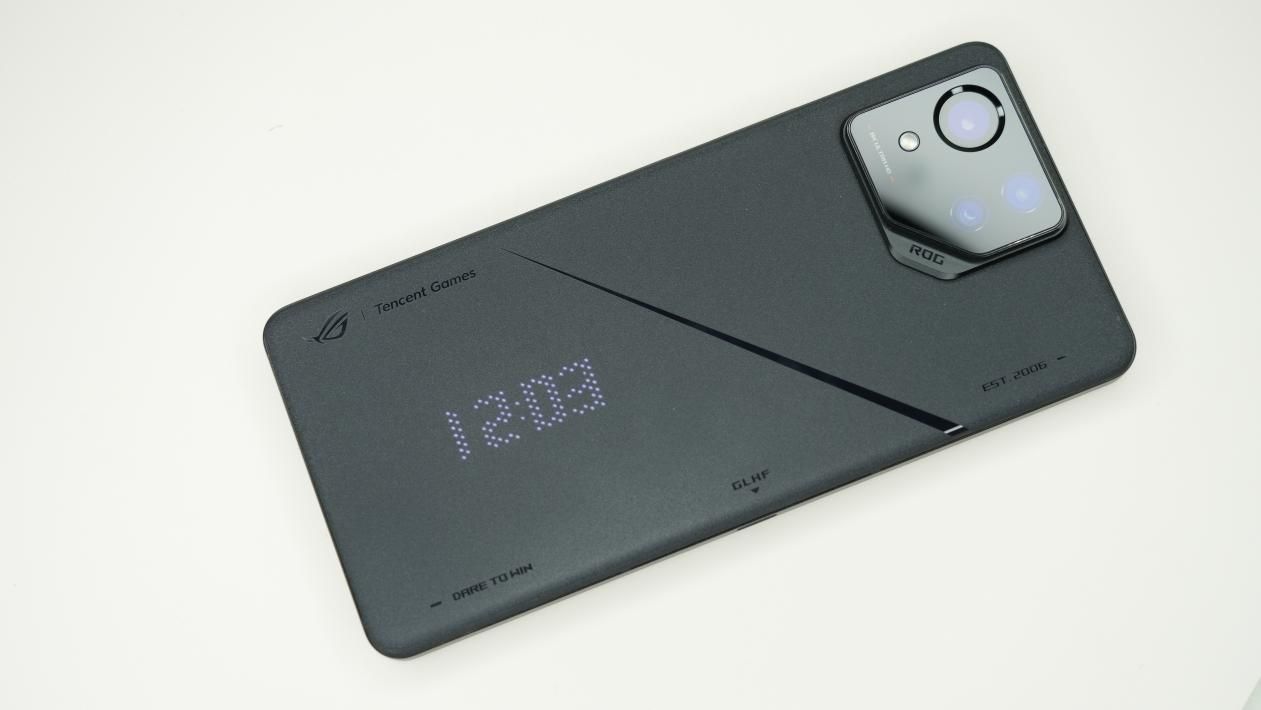 ROG Phone 8 Pro性能评测，帧率大战落下帷幕