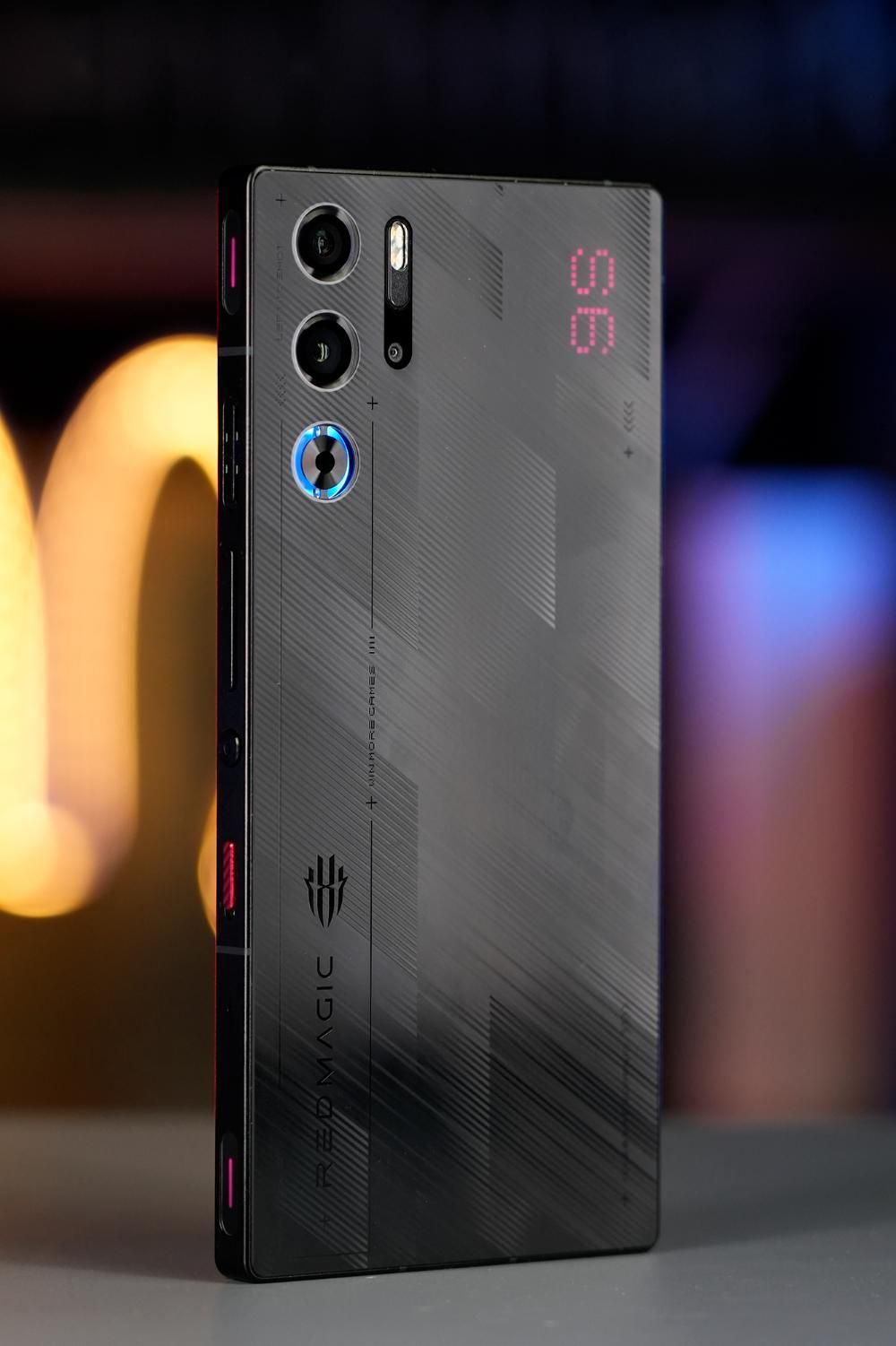 红魔9S Pro+，全球首款8Gen3游戏性能极限