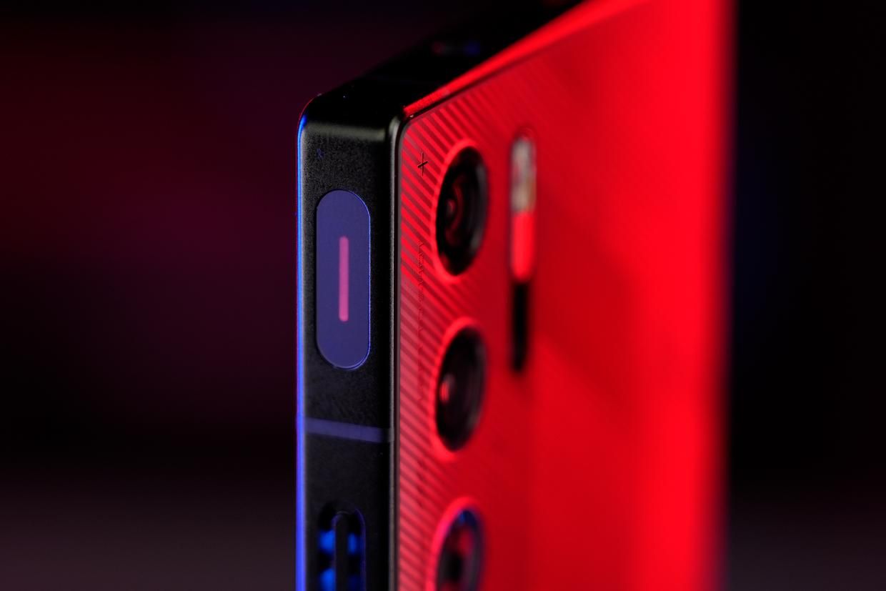 红魔9S Pro+，全球首款8Gen3游戏性能极限