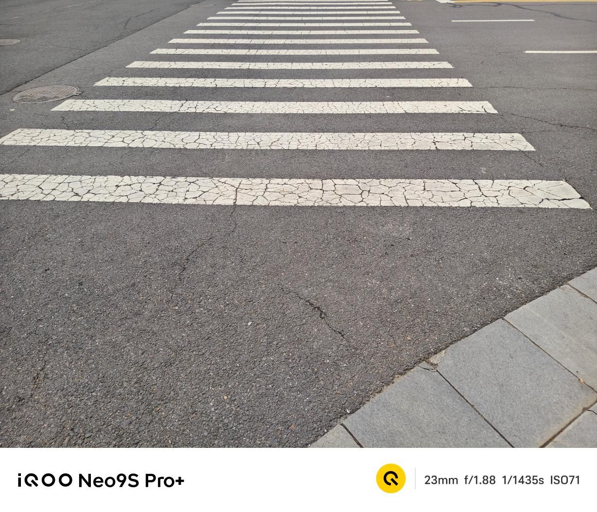 新科世代智能生活第一台，iqoo Neo9s Pro+到底值得拥有吗?