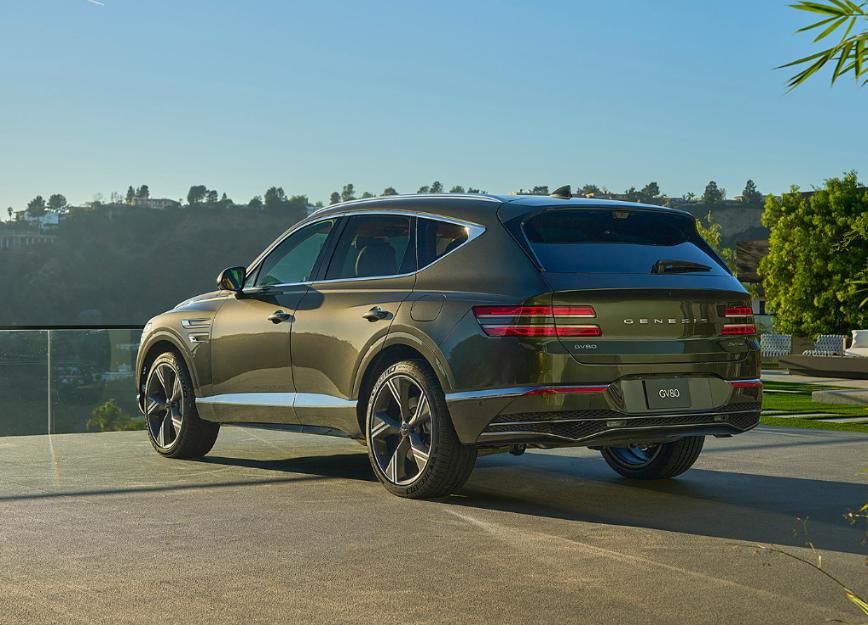 全系2.5T8AT豪华SUV，长5米多座椅带6/7坐位，让你驾驶无忧无虑