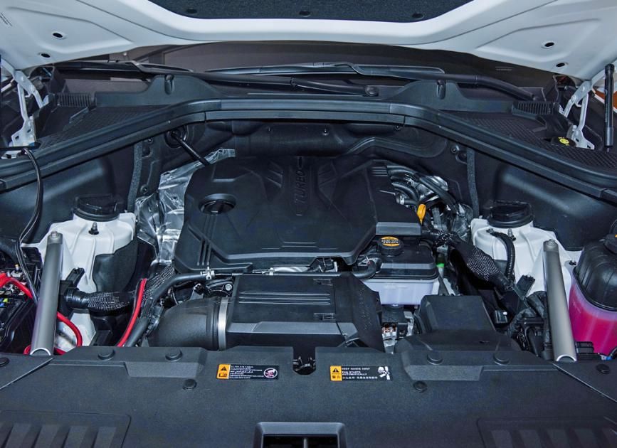 全系2.5T8AT豪华SUV，长5米多座椅带6/7坐位，让你驾驶无忧无虑