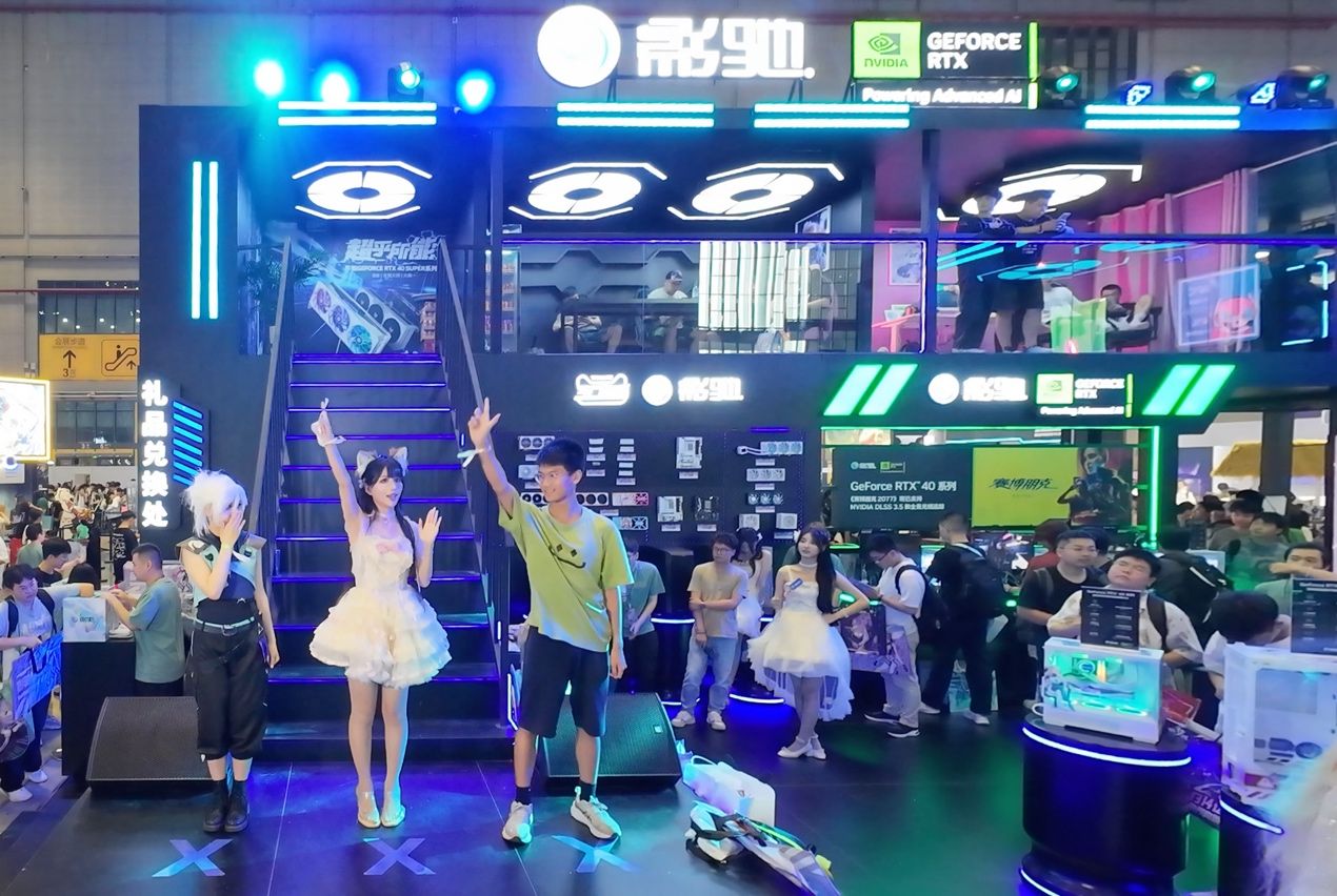 RTX艾，进阶游戏大新星，与英瑶娘共同开启2024游戏之旅！