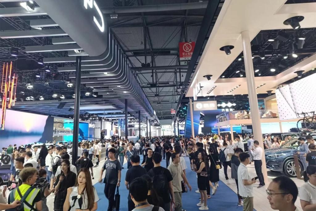 中国大汽车销量下滑，经销商生存环境严峻