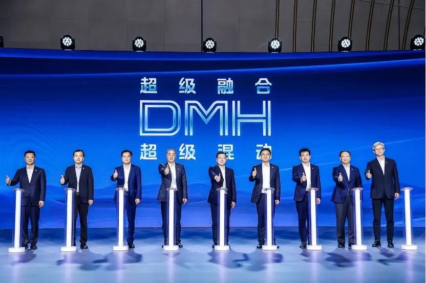 上汽魔方扁平电芯，超快启动，持久续航