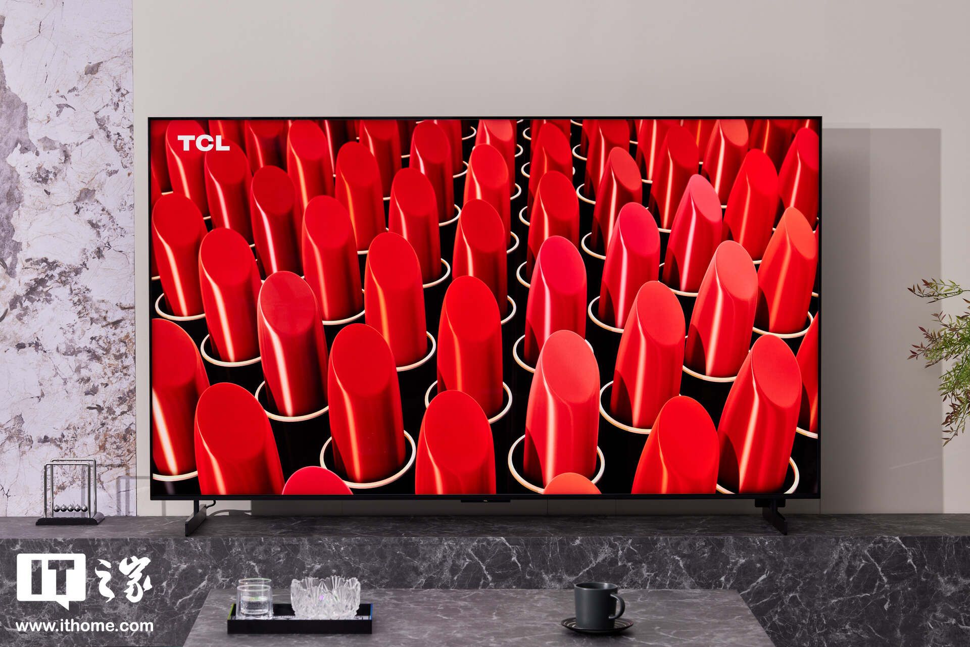TCL 11H LED QD迷你LED电视，精彩画面展现