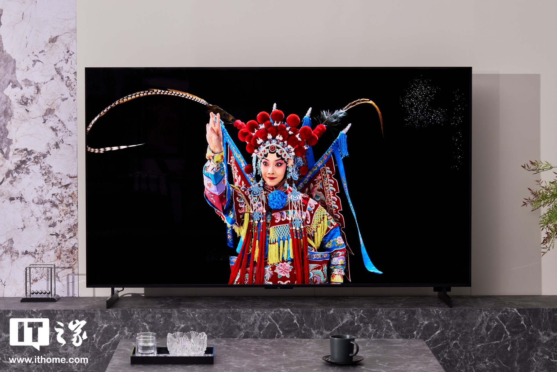 TCL 11H LED QD迷你LED电视，精彩画面展现