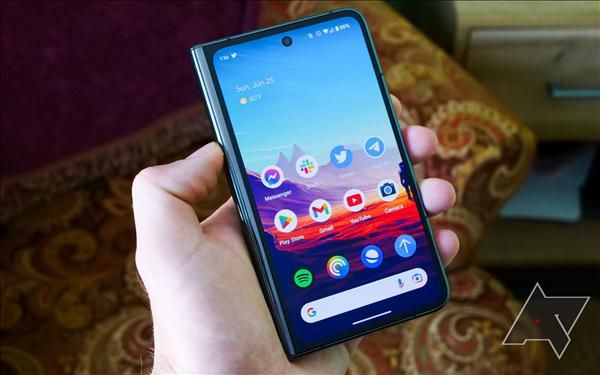 谷歌 Pixel 9 Pro折叠屏发布！国内首个官方折叠屏旗舰正式曝光！