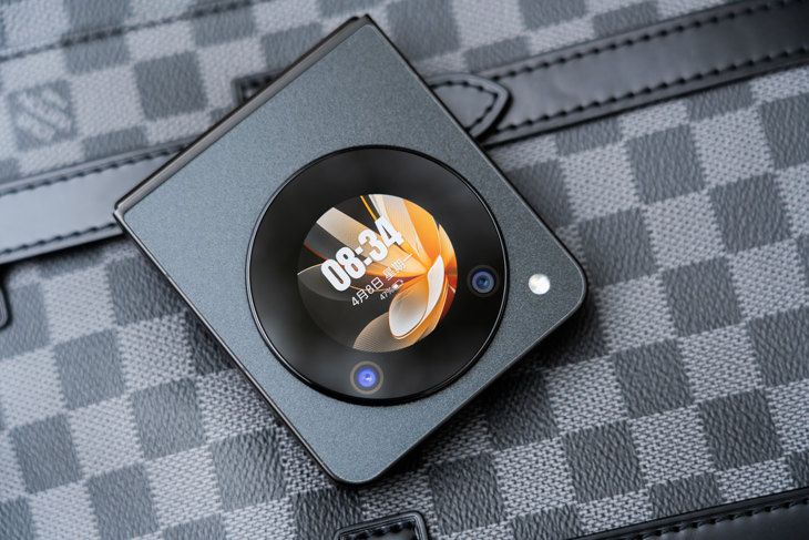 华为新款廉价折叠手机上市，小米售价直降！你准备好了吗？