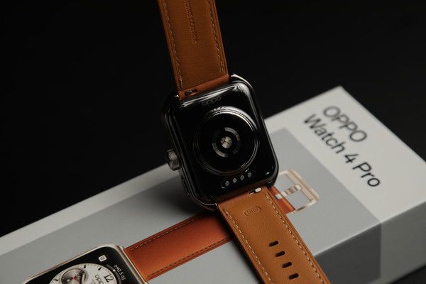 OPPO Watch 4 Pro体验：可玩性极高的全能旗舰表