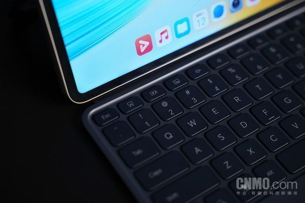 荣耀MagicPad 13评测：买前生产力？买后还是生产力