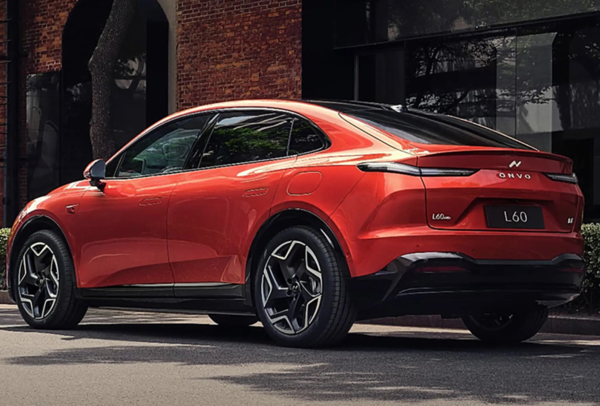 乐道 L60 今上市，以 21.99 万起预售价对标特斯拉 Model Y 