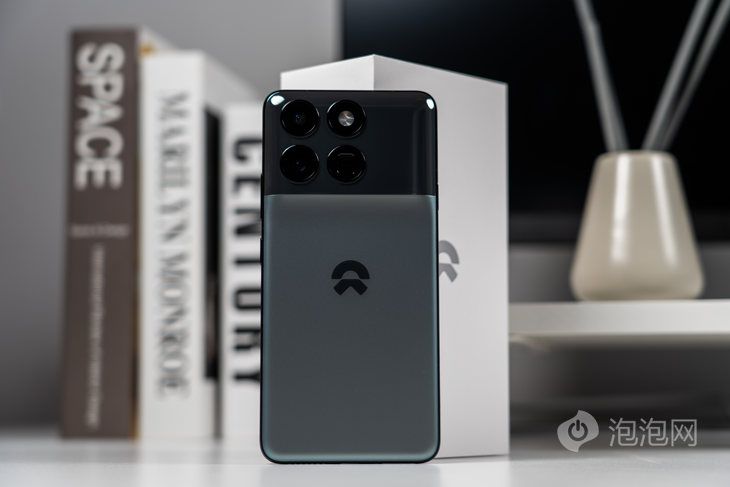 《蔚来 NIO Phone 2：不只是车主专属的全能旗舰评测》 